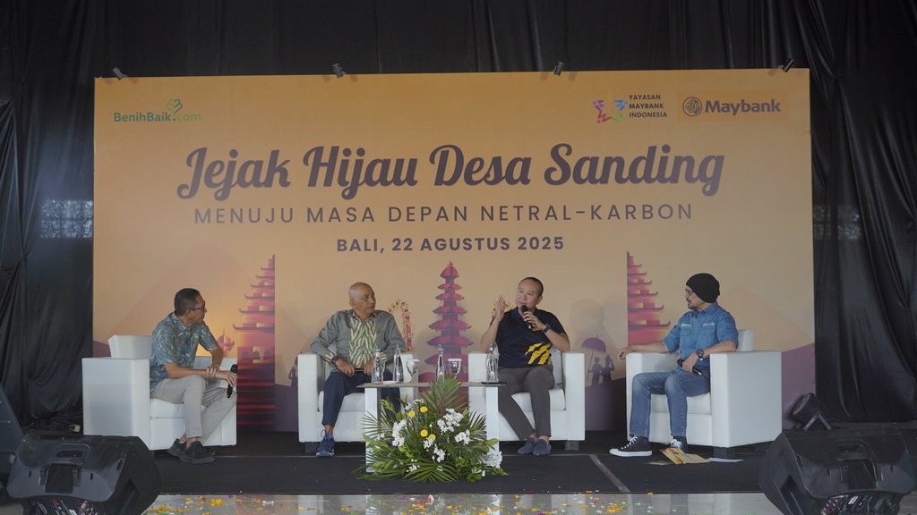 Maybank Indonesia Luncurkan Inisiatif Jejak Hijau Desa Sanding Maybank Indonesia Luncurkan Inisiatif Jejak Hijau Desa Sanding