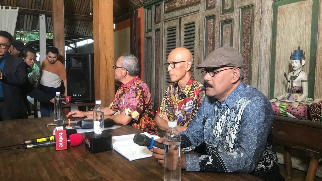 Keluarga Sebut Whatsapp ADP Sempat Aktif Beberapa Waktu Lalu Keluarga Sebut Whatsapp ADP Sempat Aktif Beberapa Waktu Lalu