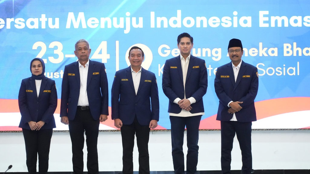 Budisatrio Djiwandono Terpilih Sebagai Ketua Umum Karang Taruna Budisatrio Djiwandono Terpilih Sebagai Ketua Umum Karang Taruna