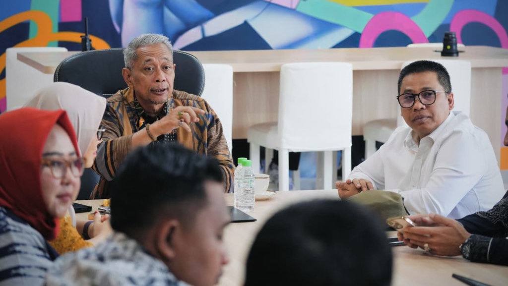 Wamensos Dorong Pemda Perbarui DTSEN dan Bangun Sekolah Rakyat Wamensos Dorong Pemda Perbarui DTSEN dan Bangun Sekolah Rakyat