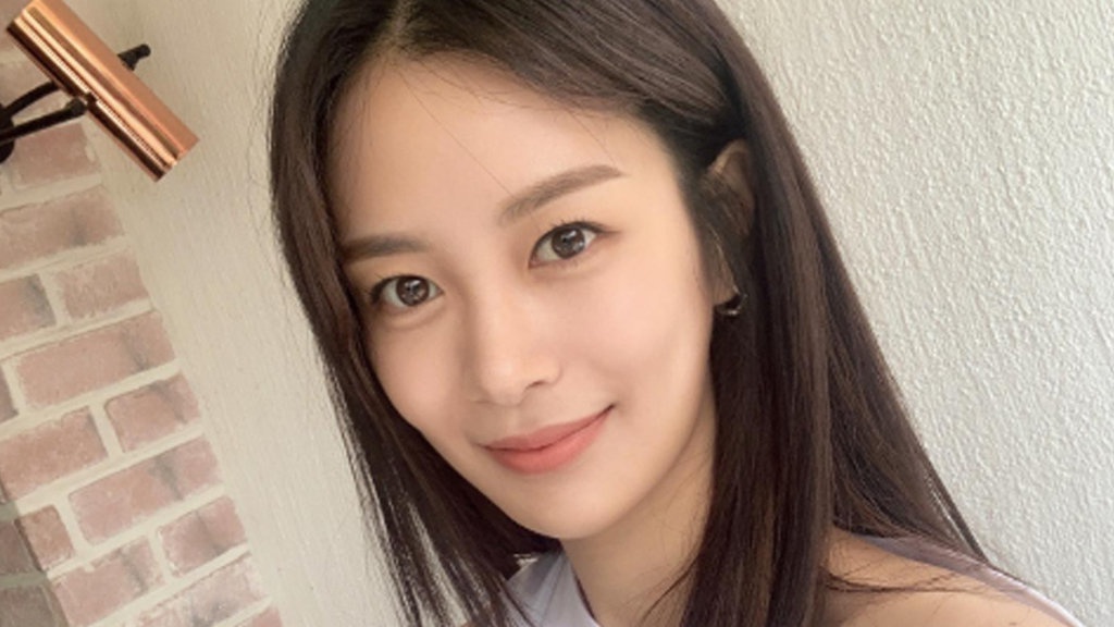 Siapa Song Da Eun yang Dirumorkan Pacaran dengan Jimin BTS? Siapa Song Da Eun yang Dirumorkan Pacaran dengan Jimin BTS?