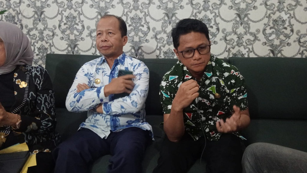 IW Terlibat Tipikor: Status ASN Dihentikan Sementara, Gaji 50% IW Terlibat Tipikor: Status ASN Dihentikan Sementara, Gaji 50%