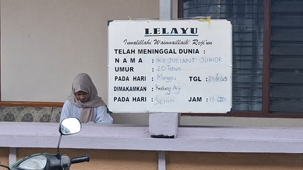 Merunut Sebab Kematian Iko Juliant & Sederet Kejanggalannya Merunut Sebab Kematian Iko Juliant & Sederet Kejanggalannya