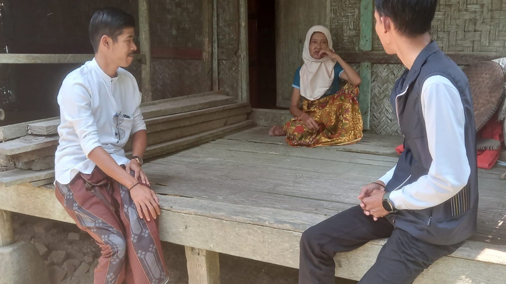 Kemensos Siapkan Bantuan Atensi & Rumah buat Nenek Rumi di Lebak Kemensos Siapkan Bantuan Atensi & Rumah buat Nenek Rumi di Lebak
