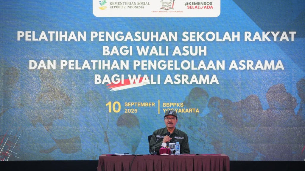 Kemensos Latih Ratusan Wali Asuh dan Wali Asrama Sekolah Rakyat Kemensos Latih Ratusan Wali Asuh dan Wali Asrama Sekolah Rakyat