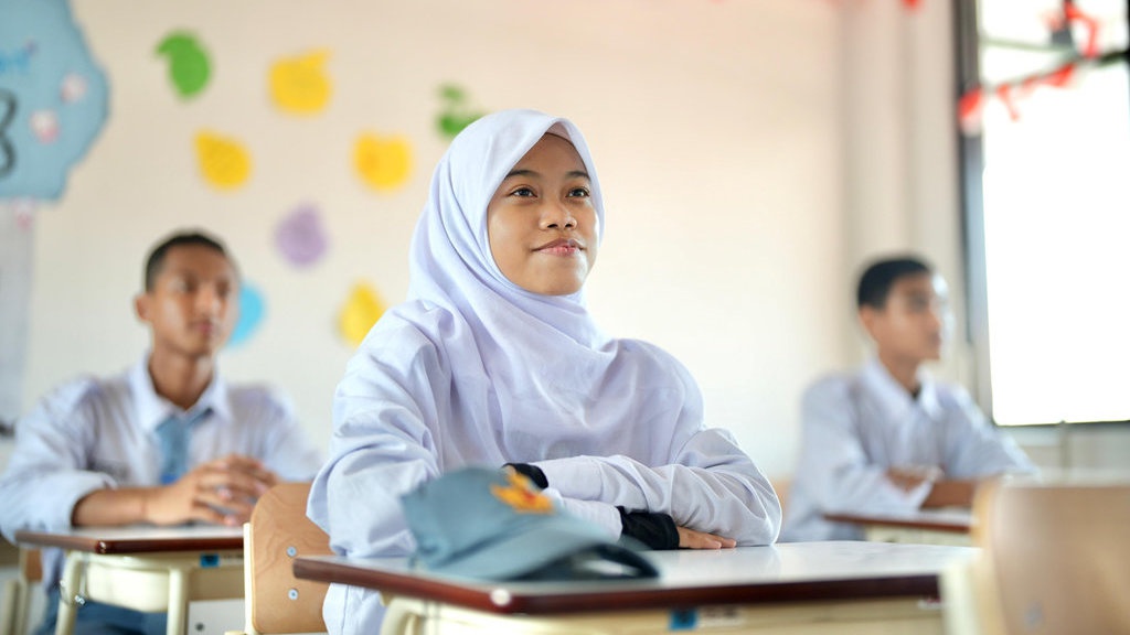 Kehilangan Pelukan Ortu, Adelia Bersyukur Masuk Sekolah Rakyat Kehilangan Pelukan Ortu, Adelia Bersyukur Masuk Sekolah Rakyat