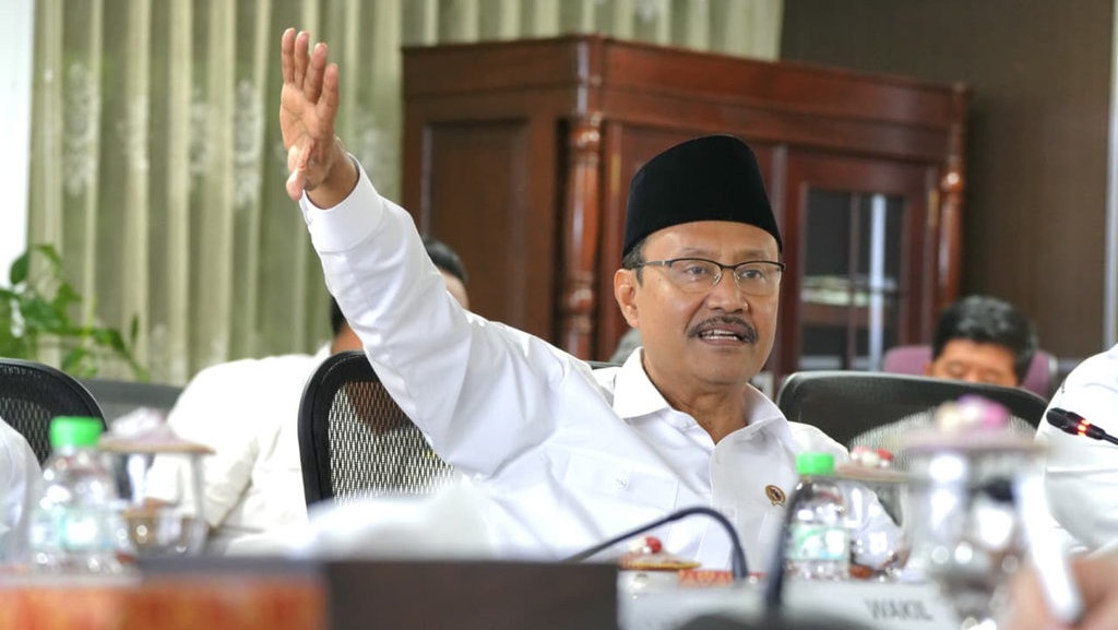 Gus Ipul Dorong Kepala Daerah Utamakan Pemberdayaan Warga Miskin Gus Ipul Dorong Kepala Daerah Utamakan Pemberdayaan Warga Miskin