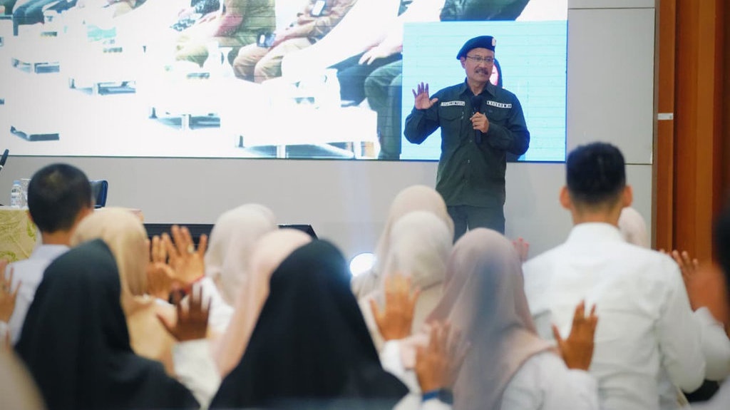 Mensos Minta Pilar Sosial di Kalsel Sukseskan Program Presiden Mensos Minta Pilar Sosial di Kalsel Sukseskan Program Presiden
