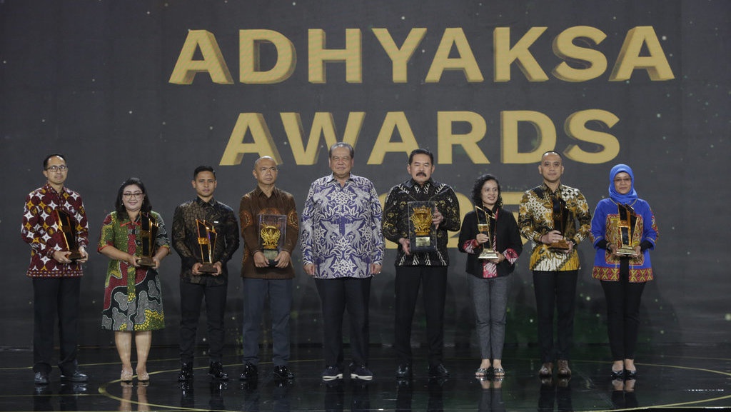 Kejaksaan Apresiasi Jaksa Berprestasi Lewat Adhyaksa Awards 2025 Kejaksaan Apresiasi Jaksa Berprestasi Lewat Adhyaksa Awards 2025