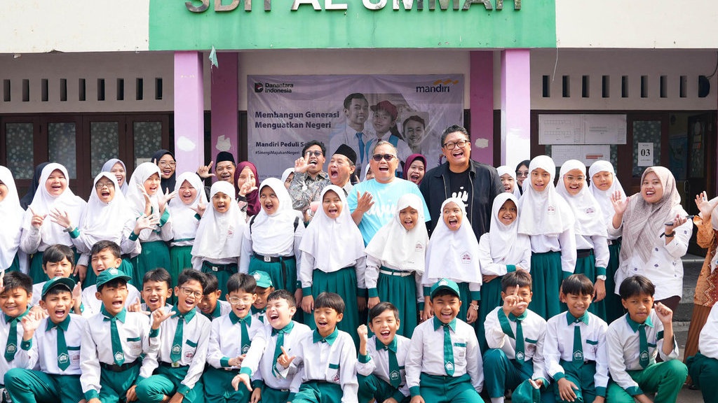 Mandiri Peduli Sekolah Dukung Kawasan Belajar Layak Jabodetabek Mandiri Peduli Sekolah Dukung Kawasan Belajar Layak Jabodetabek