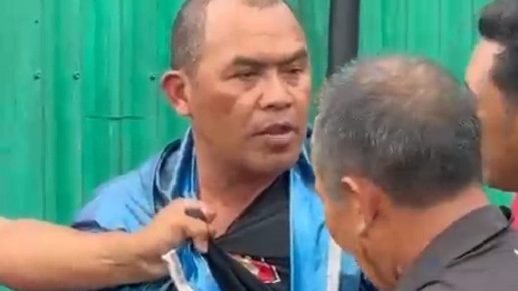 Anggota Polisi Jambret Kalung Emas Milik Pedagang di Bali Anggota Polisi Jambret Kalung Emas Milik Pedagang di Bali