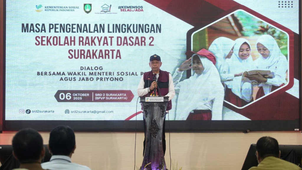Wamensos Buka MPLS di SRD 2 Surakarta, Yakinkan Ortu Lepas Anak Wamensos Buka MPLS di SRD 2 Surakarta, Yakinkan Ortu Lepas Anak