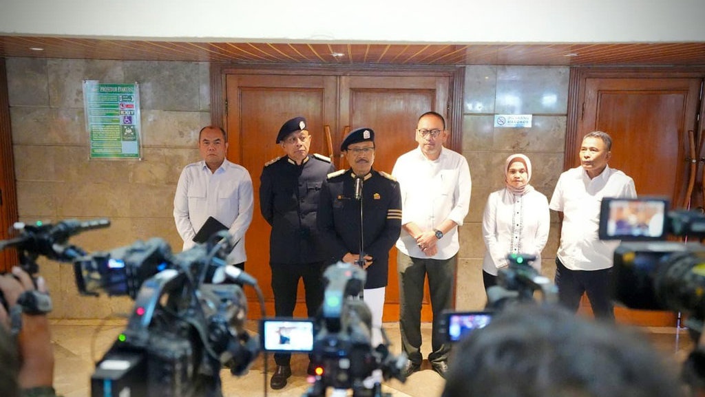 Mensos Harap Evaluasi 1 Tahun Dorong Kinerja Makin Berdampak Mensos Harap Evaluasi 1 Tahun Dorong Kinerja Makin Berdampak