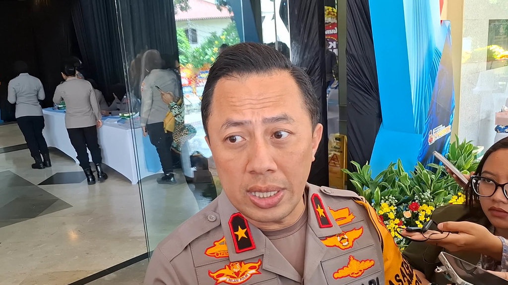 Polda Metro Beri Hukuman Disiplin Anggota yang Diduga Catcalling Polda Metro Beri Hukuman Disiplin Anggota yang Diduga Catcalling