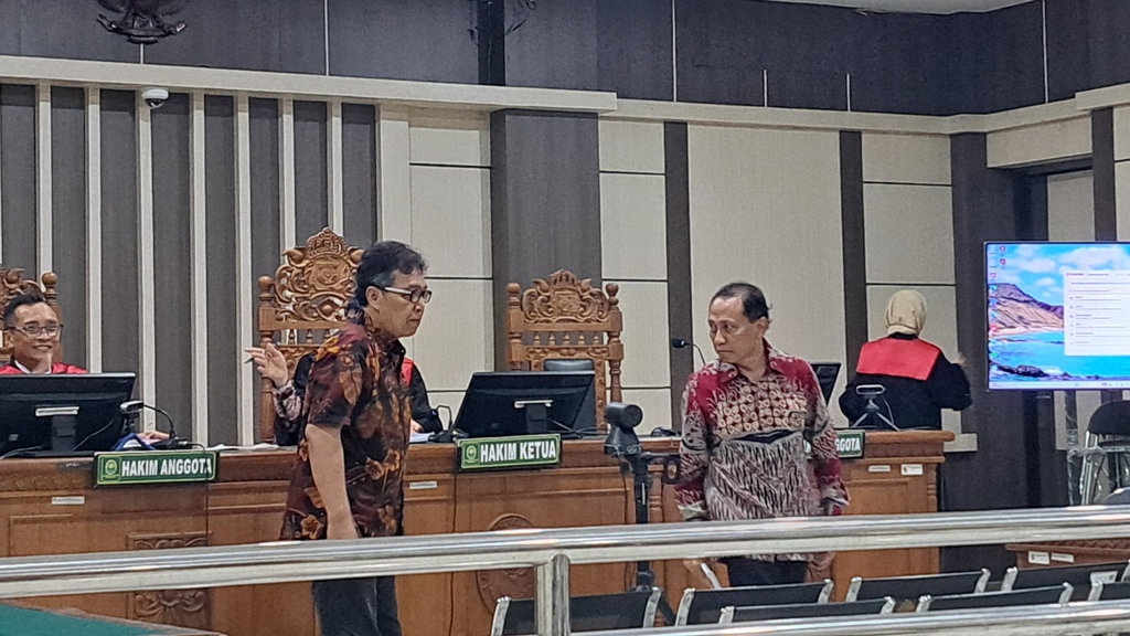 Jaksa Minta Hakim Tolak Eksepsi Dosen UGM Terdakwa Kakao Fiktif Jaksa Minta Hakim Tolak Eksepsi Dosen UGM Terdakwa Kakao Fiktif