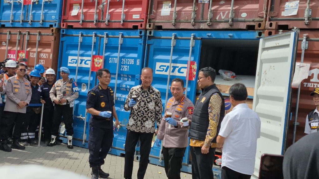 Pemerintah Gagalkan Ekspor Ilegal Produk CPO Senilai Rp28,7 M Pemerintah Gagalkan Ekspor Ilegal Produk CPO Senilai Rp28,7 M