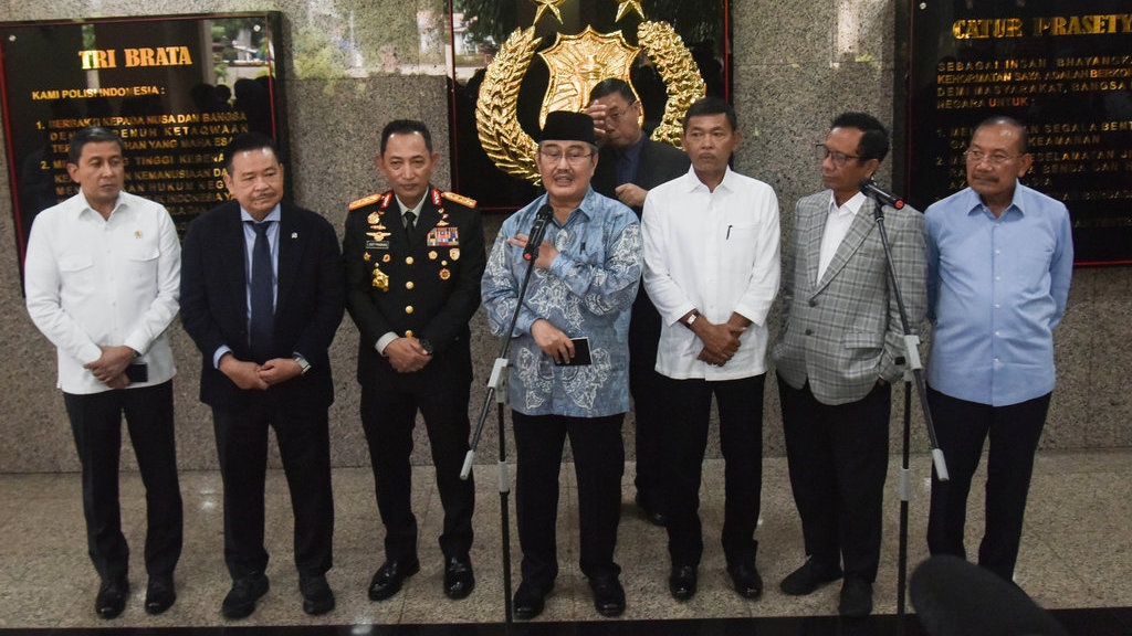 Komisi Reformasi Polri Siapkan Laporan ke Prabowo Januari 2026 Komisi Reformasi Polri Siapkan Laporan ke Prabowo Januari 2026