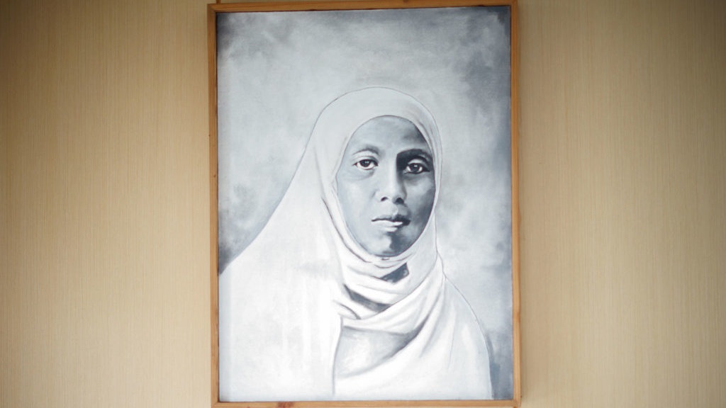 Siapa Rahma El Yunusiah & Kenapa Layak Jadi Pahlawan Nasional? Siapa Rahma El Yunusiah & Kenapa Layak Jadi Pahlawan Nasional?