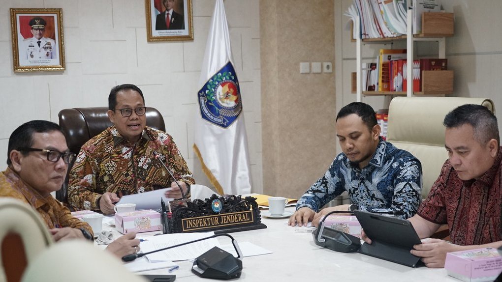 Kemendagri Tindak Cepat Rehabilitasi Guru SMAN 1 Luwu Utara Kemendagri Tindak Cepat Rehabilitasi Guru SMAN 1 Luwu Utara