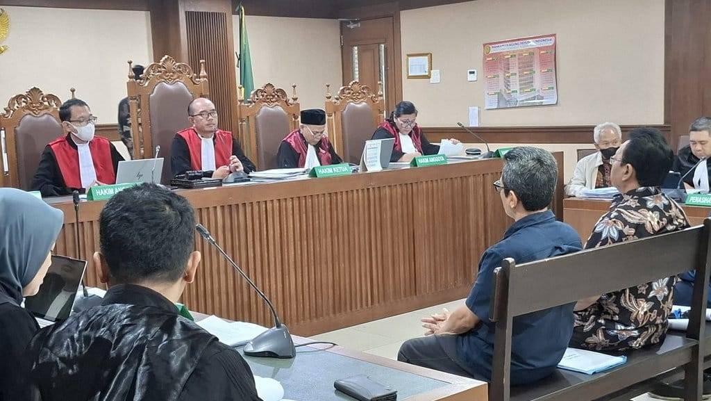 Saksi: Pertamina Beli Tanah 4,8 Ha di Kuningan Tanpa Sertifikat Saksi: Pertamina Beli Tanah 4,8 Ha di Kuningan Tanpa Sertifikat