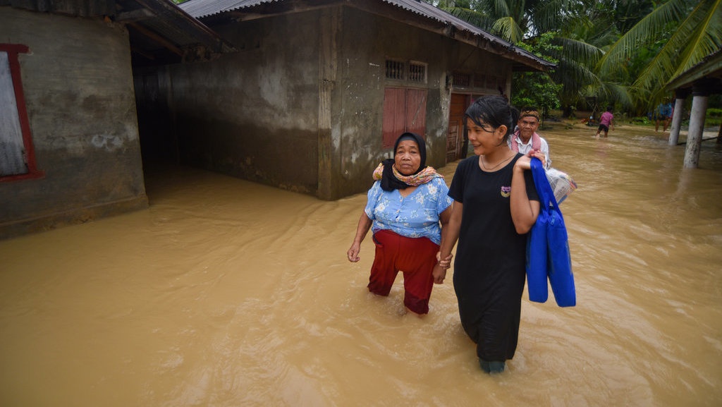 Update Banjir & Tanah Longsor di Tapteng Sumut-Padang Pariaman Update Banjir & Tanah Longsor di Tapteng Sumut-Padang Pariaman