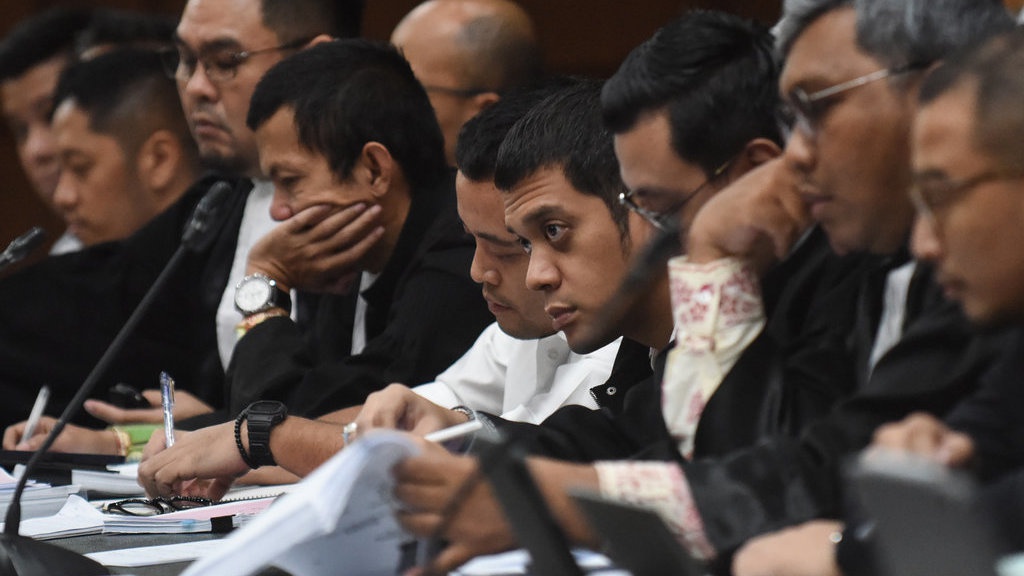 Misteri 'Pak Haji' di Kasus Kilang Minyak Anak Riza Chalid dkk Misteri 'Pak Haji' di Kasus Kilang Minyak Anak Riza Chalid dkk
