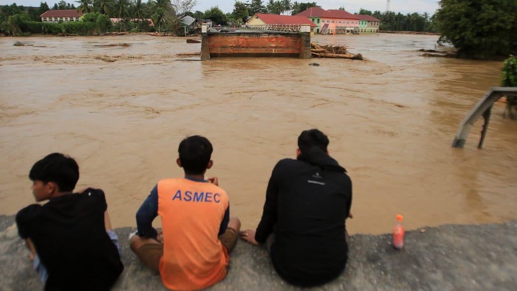 Telusur Sebab Bencana Sumatra, Cuaca atau Kerusakan Ekologis? Telusur Sebab Bencana Sumatra, Cuaca atau Kerusakan Ekologis?