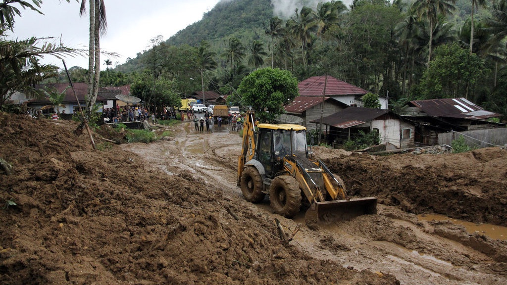 Update Terbaru Korban Banjir Bandang Sibolga & Tapteng Hari Ini Update Terbaru Korban Banjir Bandang Sibolga & Tapteng Hari Ini