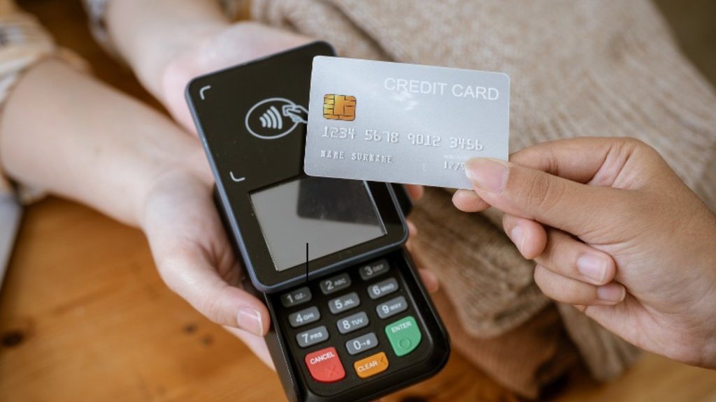 Mau Punya Kartu Kredit? Ini Tips Agar Tetap Aman Saat Digunakan Mau Punya Kartu Kredit? Ini Tips Agar Tetap Aman Saat Digunakan
