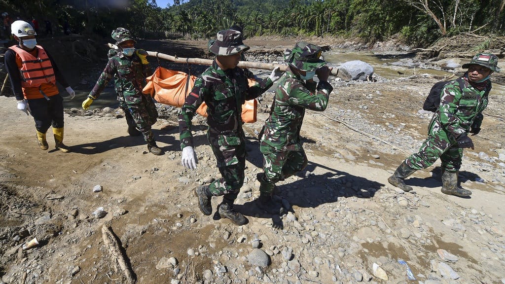 Isi Tas Siaga Bencana yang Perlu Disiapkan untuk Kondisi Darurat Isi Tas Siaga Bencana yang Perlu Disiapkan untuk Kondisi Darurat
