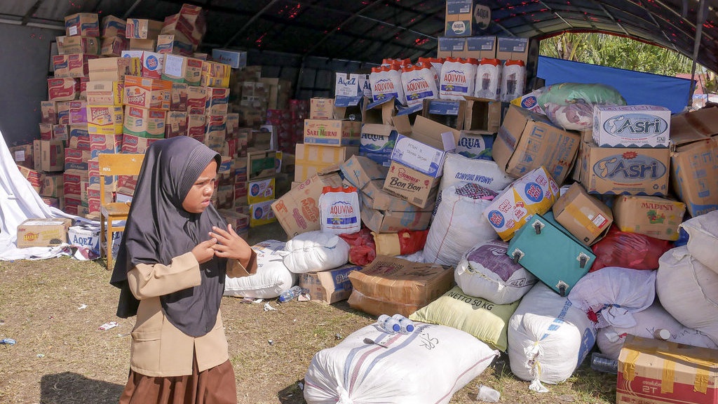 Ramai-ramai Galang Dana Demi Sumatera Meski Distribusi Tak Mudah Ramai-ramai Galang Dana Demi Sumatera Meski Distribusi Tak Mudah
