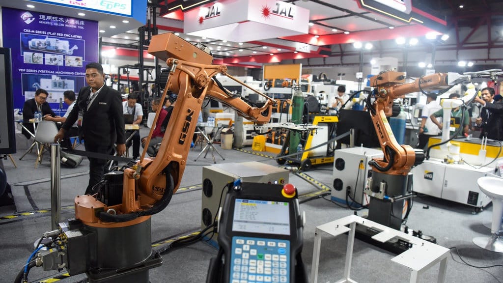 Wamenko Drajad Ungkap Alasan Industri RI Kurang Kompetitif Wamenko Drajad Ungkap Alasan Industri RI Kurang Kompetitif