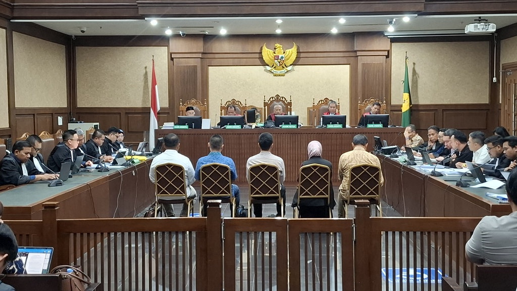 Saksi Akui Pernah Beri Tas Golf ke Terdakwa Rasuah Minyak Mentah