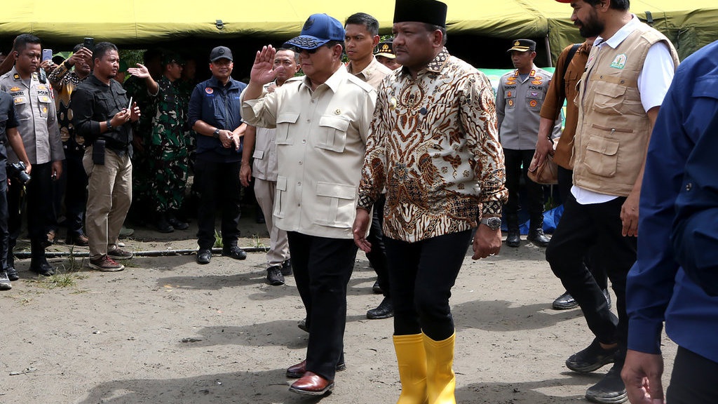 Pulang dari Rusia, Prabowo ke Sumatra Lagi Tinjau Lokasi Bencana Pulang dari Rusia, Prabowo ke Sumatra Lagi Tinjau Lokasi Bencana