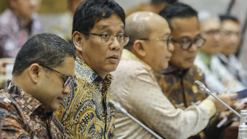 Kelakar Purbaya 'Dikutuk' Produsen Emas saat Rapat di DPR Kelakar Purbaya 'Dikutuk' Produsen Emas saat Rapat di DPR