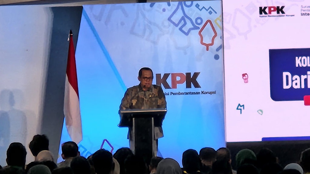 95% Responden Survei Pernah Lihat Pegawai Publik Terima Uang 95% Responden Survei Pernah Lihat Pegawai Publik Terima Uang