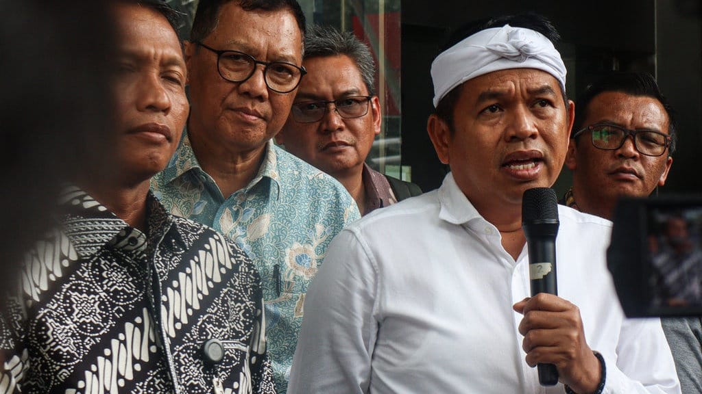KDM Keluhkan Beban Jabar di Bandara Kertajati Rp100 M per Tahun KDM Keluhkan Beban Jabar di Bandara Kertajati Rp100 M per Tahun