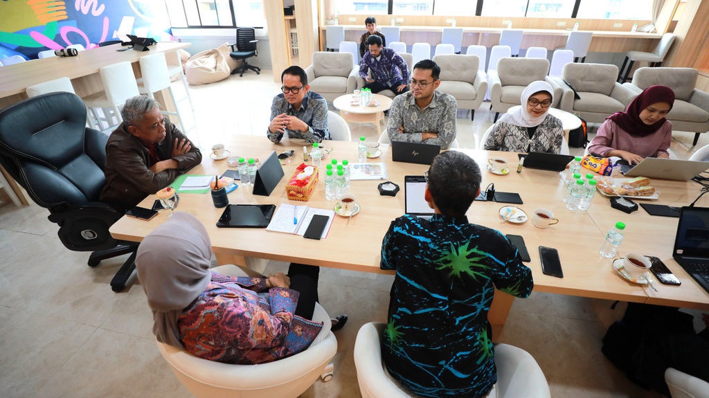 Wamensos dan Bappenas Bahas Pemberdayaan untuk Atasi Kemiskinan Wamensos dan Bappenas Bahas Pemberdayaan untuk Atasi Kemiskinan