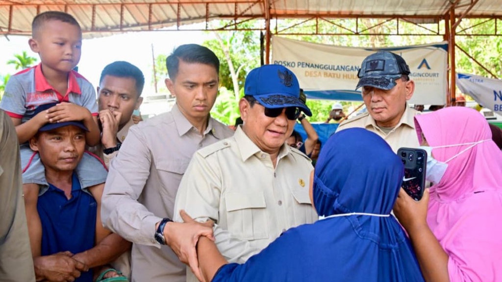 Prabowo Tinjau Pembangunan Jembatan Bailey Sungai Garoga Tapsel Prabowo Tinjau Pembangunan Jembatan Bailey Sungai Garoga Tapsel