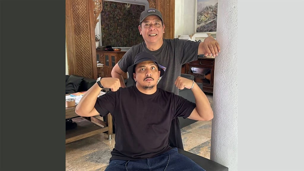 Ada Apa dengan Sal Priadi & Sitok Srengenge? Ini Kronologinya Ada Apa dengan Sal Priadi & Sitok Srengenge? Ini Kronologinya