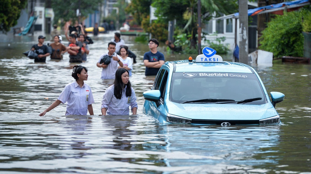 Info Banjir Tangerang Hari Ini & Ruas Jalan yang Ditutup Info Banjir Tangerang Hari Ini & Ruas Jalan yang Ditutup