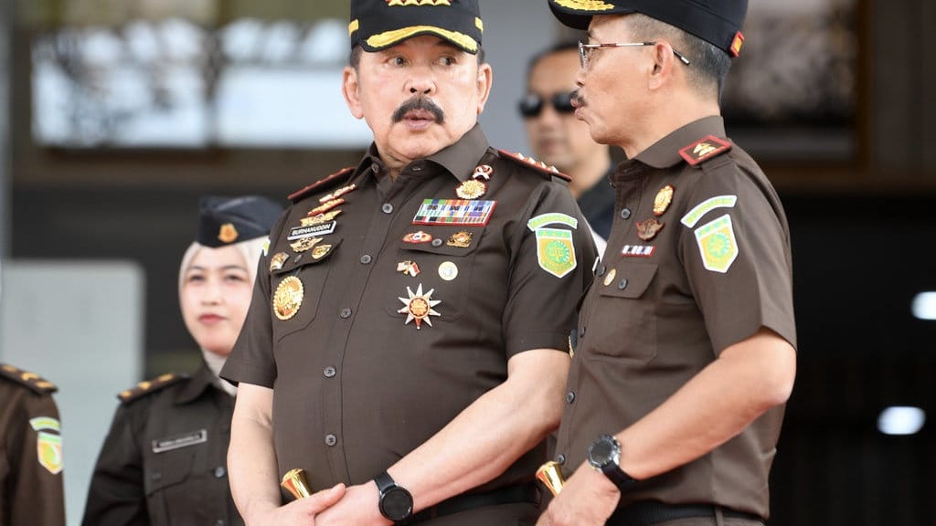 Jaksa Agung: Kasus Febrie Tetap Menjadi Kewenangan Tim 9 Jaksa Agung: Kasus Febrie Tetap Menjadi Kewenangan Tim 9