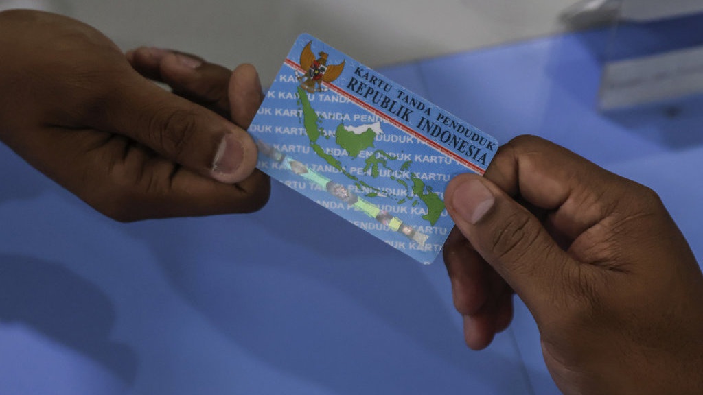 Kemendagri Ingin Ada Denda Jika e-KTP Warga Hilang & Buat Lagi Kemendagri Ingin Ada Denda Jika e-KTP Warga Hilang & Buat Lagi