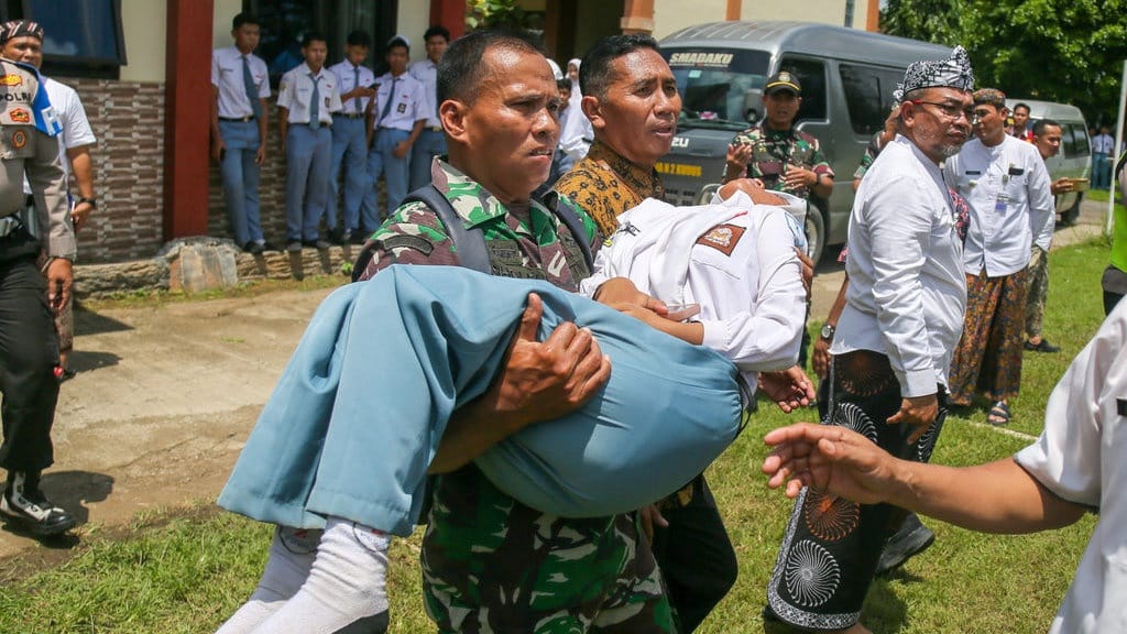 Komnas HAM Desak Pemerintah Jamin Pemulihan Korban Keracunan MBG Komnas HAM Desak Pemerintah Jamin Pemulihan Korban Keracunan MBG