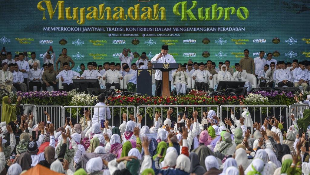 Prabowo: Ada Kiai di Belakang Saya, Lebih Berani Bela Rakyat Prabowo: Ada Kiai di Belakang Saya, Lebih Berani Bela Rakyat