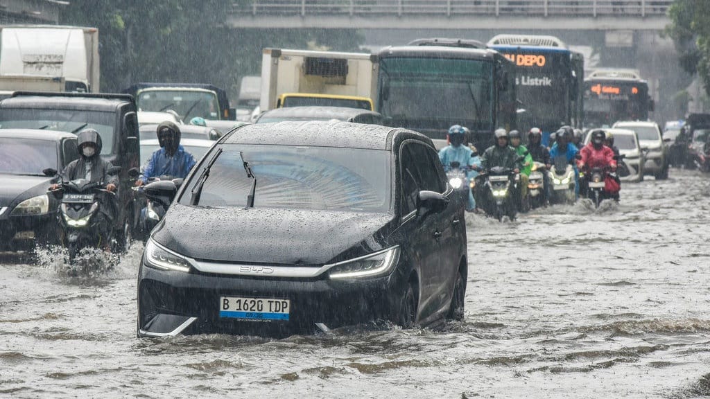 Info Banjir Jakarta Hari Ini: Ribuan Warga Jaktim Terdampak Info Banjir Jakarta Hari Ini: Ribuan Warga Jaktim Terdampak