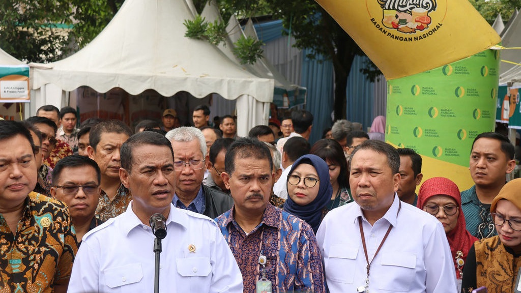 BULOG dan BAPANAS Gelar GPM Serentak di 1.218 Lokasi Jelang HBKN BULOG dan BAPANAS Gelar GPM Serentak di 1.218 Lokasi Jelang HBKN