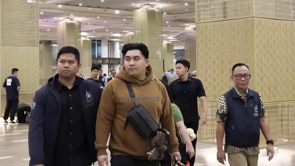 Polri Tangkap Rifaldo Pelaku TPPO dan Penipuan Daring Kamboja Polri Tangkap Rifaldo Pelaku TPPO dan Penipuan Daring Kamboja