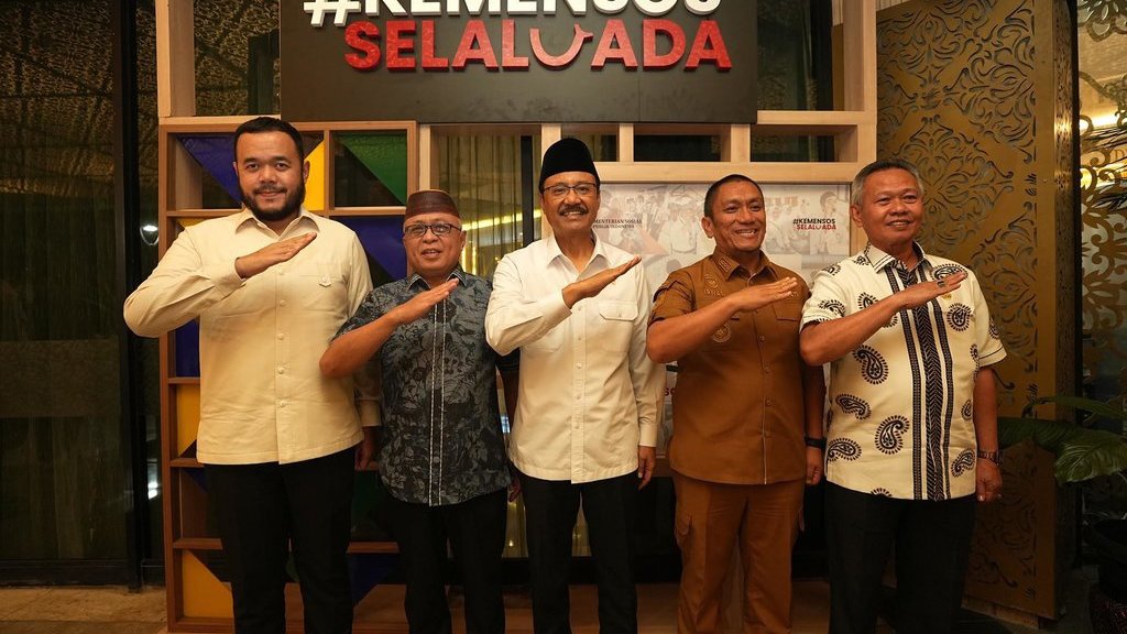Gus Ipul Tekankan Peran Daerah dalam Jaga Ketepatan Data Bansos Gus Ipul Tekankan Peran Daerah dalam Jaga Ketepatan Data Bansos