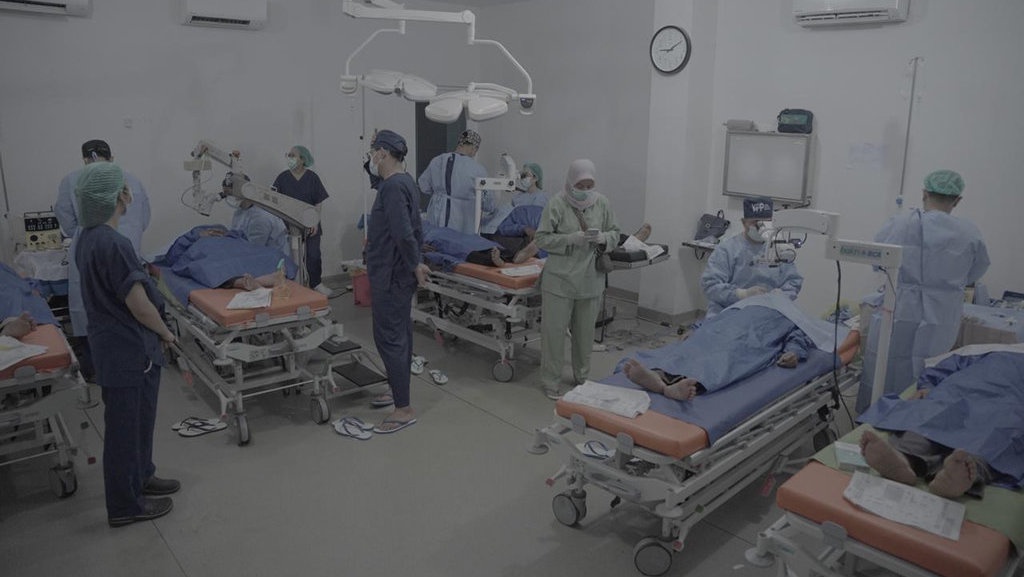 Kemensos Gelar Operasi Katarak Gratis di Alor Kemensos Gelar Operasi Katarak Gratis di Alor